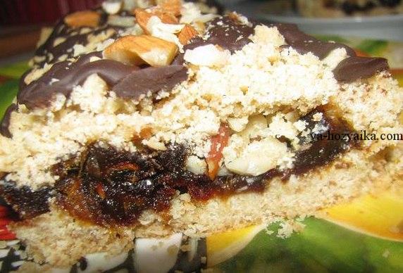 Песочный кекс с "пьяными" финиками