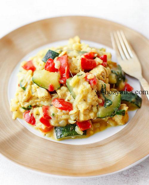 Ризотто с курицей и овощами