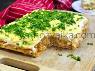Закусочный торт со шпротами